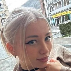 Profile photo of model Rachel R.